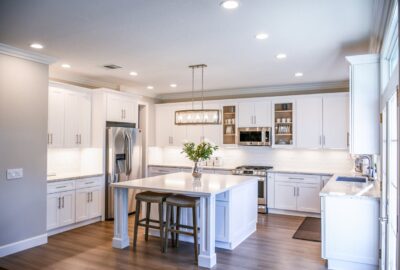 Comparing Kitchen Flooring Options: Pros and Cons of Tile, Hardwood, and Vinyl